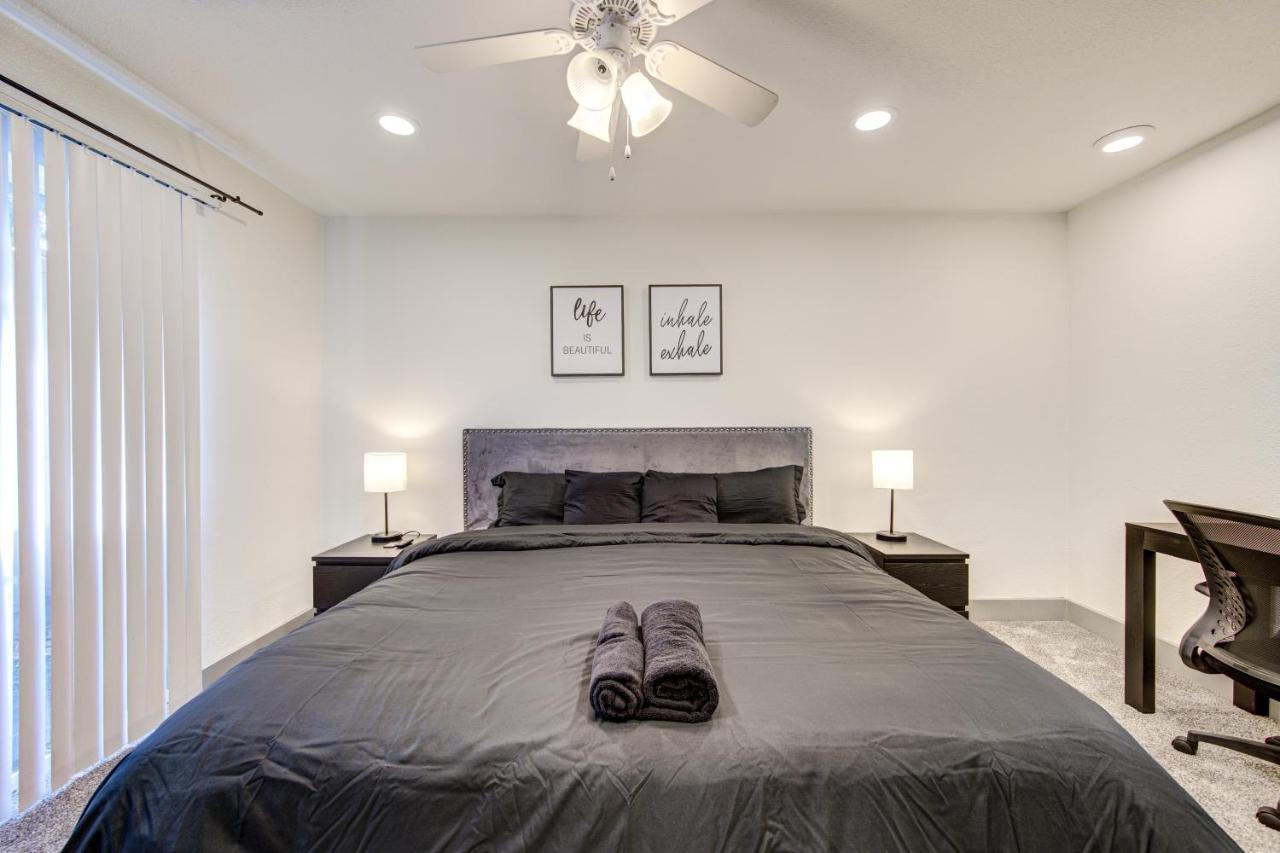 Trendy Midtown Apt, Walk To Shops & Sites, Pets Ok Houston Exterior foto