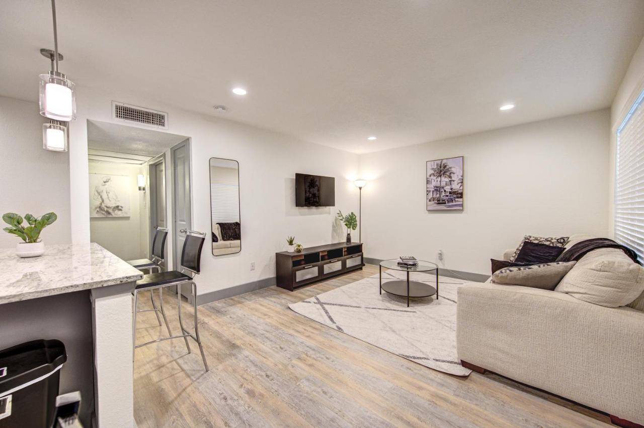 Trendy Midtown Apt, Walk To Shops & Sites, Pets Ok Houston Exterior foto
